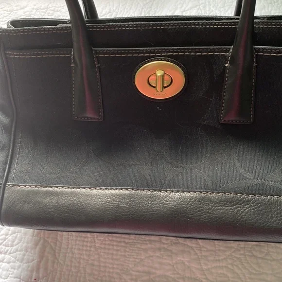 Coach handbag - Picture 2 of 4